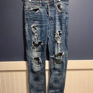 Cutoff Tomgirl Ripped Jeans
